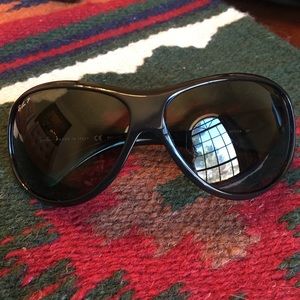Women’s Polarized RayBan sunglasses.